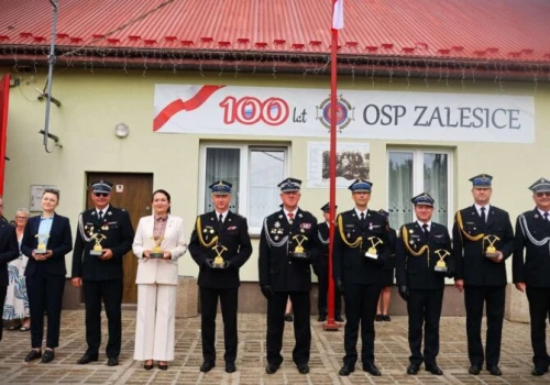 Sto lat w służbie mieszkańcom. Jubileusz OSP w Zalesicach