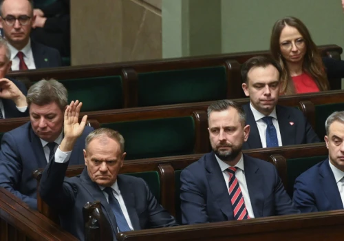 5,5 tys. zł w nowych przepisach. Rząd bierze się za płacę minimalną