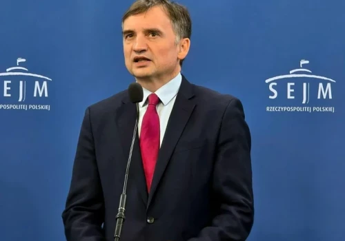 Awantura w sieci z udziałem Ziobry i rzecznika rządu. „Nie ośmieszaj się, tchórzu”
