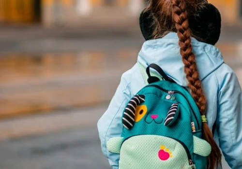 Plecaki uczniów pod lupą. Wyniki badania nie pozostawiają złudzeń