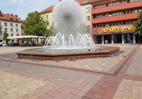 Remont fontanny na Placu Baczyńskiego będzie kosztował tyle co dom w Tychach. Są 4 oferty
