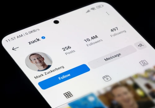 Zuckerberg nie chce żadnych zakazów dla AI. Ma być jak z Facebookiem
