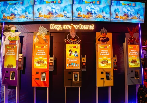 Burger King otworzył w Krakowie restaurację ze świata Dragon Ball Super ZDJĘCIA