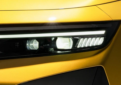 Opel szykuje nowy tajemniczy samochód. Tak będą wyglądać kolejne modele marki