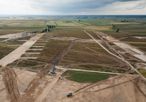 Budimex zakończył próbne palowanie pod terminal Portu Polska