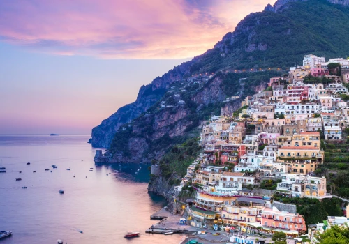 Odkryj włoską Kampanię za 635 PLN 🇮🇹 Loty do Neapolu i hotel w Sorrento 😍✨