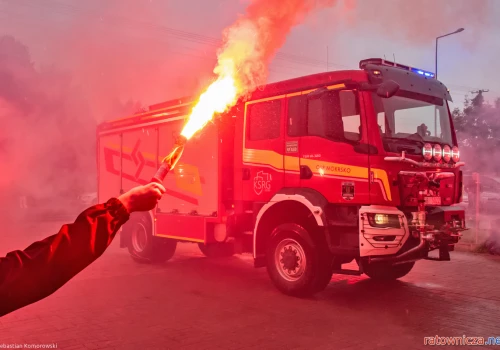 Strażacy z OSP Mokrsko mają nowy samochód