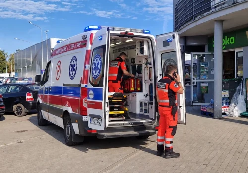 Przeszkadzała ratownikom czy tylko pytała? Burza wokół dyrektorki szpitala