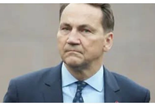 Sikorski igra z ogniem