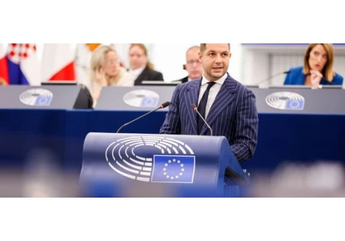 „Inflacja pomysłów” czy „próba tchnięcia dumy w Europejczyków” – europosłowie o SOTEU