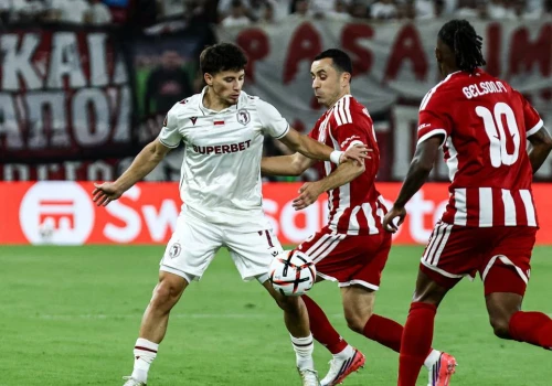 Olympiakos - Jagiellonia Białystok. Skrót meczu Ligi Europy (WIDEO)