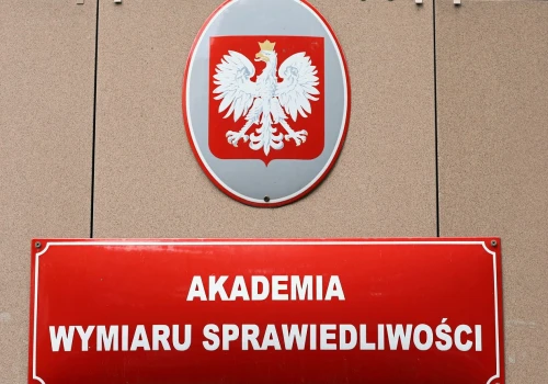 Dron wyłowiony z Bałtyku był uzbrojony. Były rektor AWS z dyscyplinarką