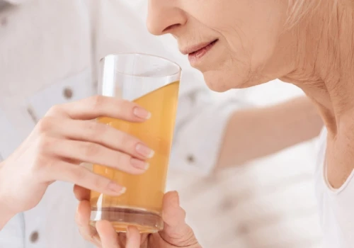Ocet jabłkowy a cukier, apetyt i cholesterol. Co naprawdę pokazują badania?
