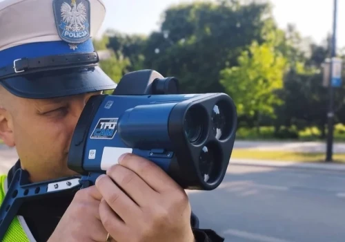 Noga z gazu! Policjanci prowadzą całodobową akcję Prędkość