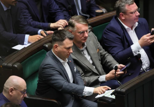 Likwidacja 13. i 14. emerytury, cięcia w 800 plus. Padła jasna zapowiedź