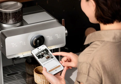 Zostań baristą we własnym domu. Xiaomi pokazało smart ekspres, który nauczy Cię parzyć idealną kawę
