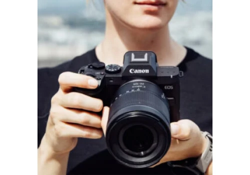 Canon EOS R8 Mark II oficjalnie zaprezentowany