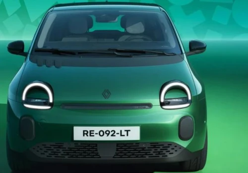 Renault Twingo E-Tech pierwszy raz w Polsce. Do salonów trafi dopiero w 2027 roku