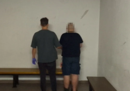 ,,Uciekajcie stąd, bo wszystko wybuchnie…” – fałszywy alarm bombowy w szkole. 55-latek trafił do aresztu
