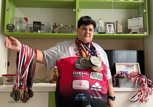 Oszuści wyczyścili konto znanej sportsmenki. Maria Juroszek ostrzega: „Zaatakowali, kiedy przyszła emerytura z czternastką”