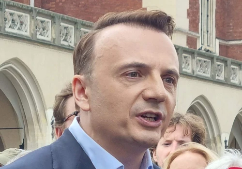Łukasz Gibała obiecuje superlinie autobusowe z kursami co 5 minut