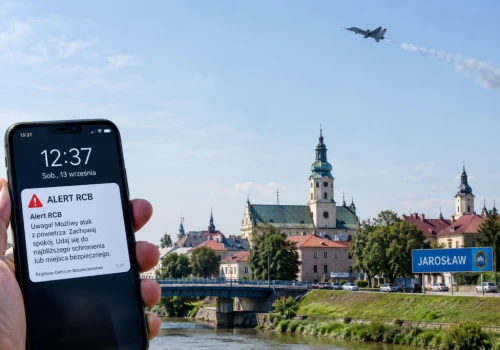 Nalot z powietrza. Alert RCB wysłany, ale gdzie mieszkańcy Jarosławia mają uciekać?