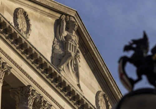 Bank Anglii nie zdecydował się zmienić stóp. Decyzja nie była jednomyślna