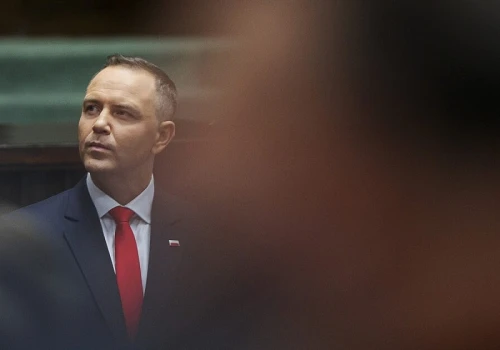 Prezydent wniesie do Sejmu projekt ustawy, który ma obniżyć ceny paliw