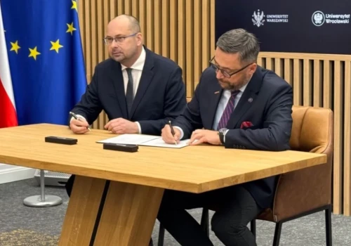 Naukowy Think Tank PAP: UMW oficjalnie dołącza do walki z dezinformacją. Prof. Ponikowski: „Chcemy brać udział w walce z dezinformacją w medycynie”