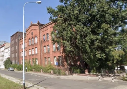 Legnica podaruje Skarbowi Państwa budynek po szkole przy ul. Rycerskiej?