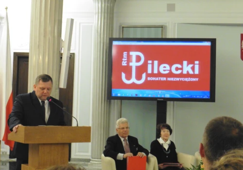 Brońmy Krzysztofa Sitkę i pressmania.pl