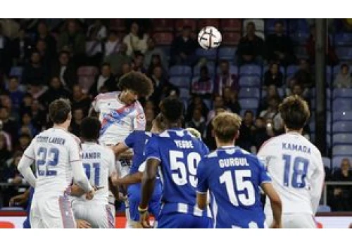 Crystal Palace – Lech Poznań 4:0 (3:0). Piłkarski kryminał w Londynie. Najpierw zbrodnię popełnił Yegbe, a potem wszystko się posypało