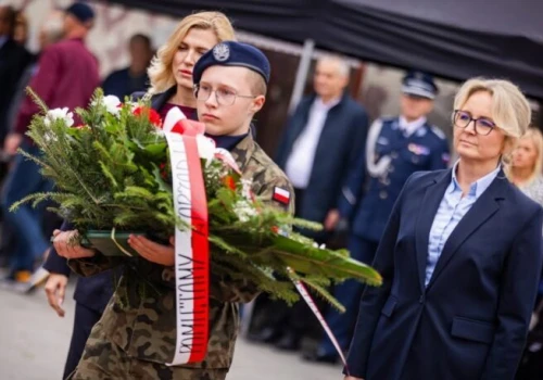 Wołomin uczcił pamięć Sybiraków. Hołd dla ofiar sowieckich deportacji i represji