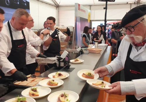 Kulinarne inspiracje, tajniki food costu i wielkie nazwiska. HoReCa zjechała do Gliwic (WIDEO)