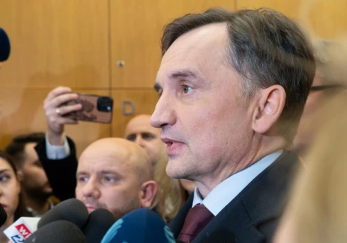 Ten sondaż ws. Ziobry zaboli Kaczyńskiego. 56,5 proc. musi dać mu do myślenia