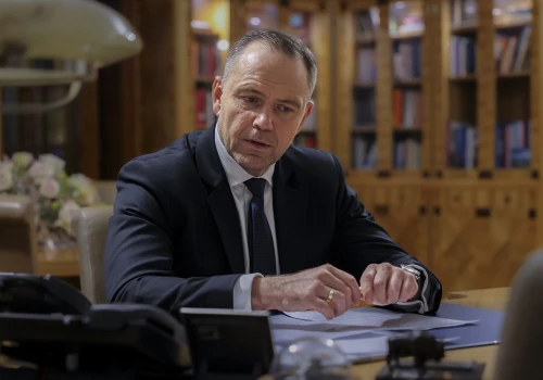 Informacje od szefa CIA trafiły do prezydenta