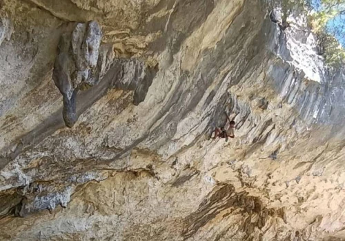 16-letni Teo García przechodzi fleszem „White Zombie” 8c