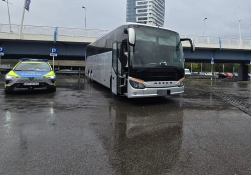 Policjanci sprawdzili autokar przed wycieczką dzieci z Rzeszowa. Szokujące ustalenia omal nie zatrzymały wyjazdu
