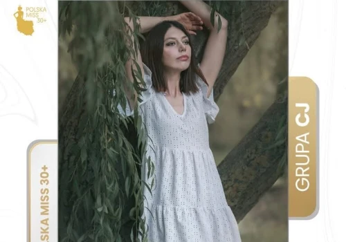 Po trzydziestce postawiła na siebie. Karolina ze Stargardu w półfinale Polska Miss 30+
