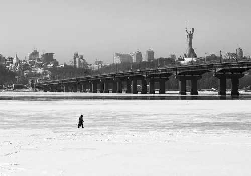 Ukraina przygotowuje się na zimę. Mroźne miesiące w tym roku mogą być najgorszymi od początku inwazji