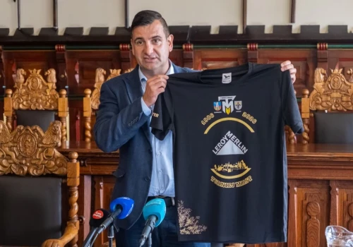 Po 40 latach wraca kultowy Turniej Miast. Reprezentacja Chojnic walczy w Dzierżoniowie