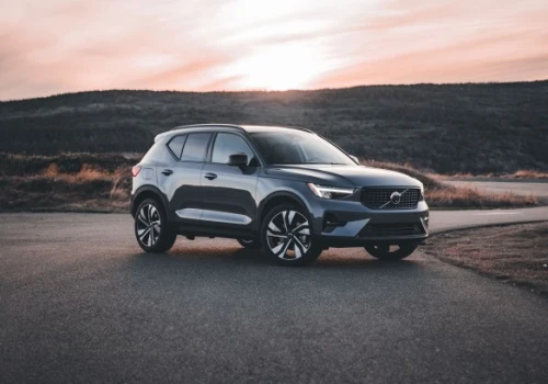 Czym wyróżniają się modele Volvo Cross Country na tle SUV-ów