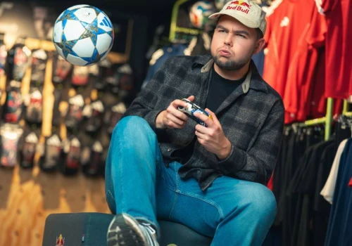 Red Bull Wings Cup łączy esport i piłkę nożną. Zwycięzcy polecą do Miami