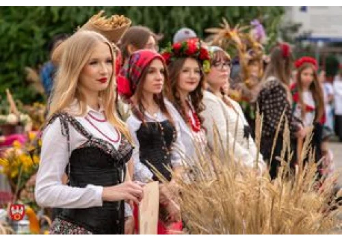 Pierwsze dożynki w pilskiej Budowlance. Było kolorowo!