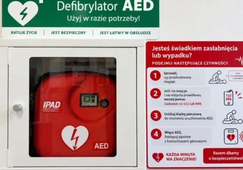 Nowe urządzenie w Urzędzie Gminy. Sprzęt AED uratuje ludzkie życie