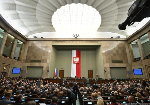 Ustawa antyalkoholowa bez głosowania w Sejmie. Burza po wniosku PSL