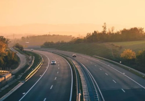 Będą opłaty na państwowych autostradach? Wiceminister uspokaja kierowców