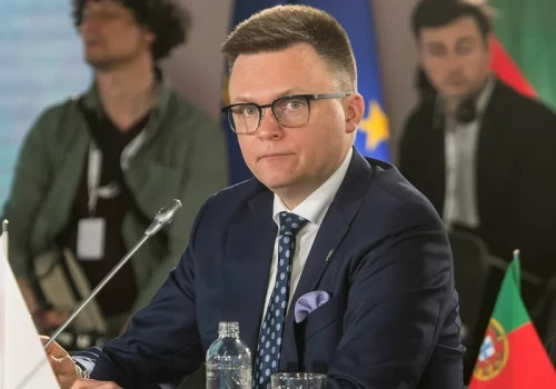 Hołownia znów na pierwszej linii. Pełczyńska-Nałęcz mówi o „stołkowych plotkach”