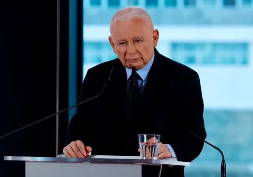 Kaczyński odzyskuje kolejnego polityka. Porzucił Morawieckiego po dziewięciu dniach
