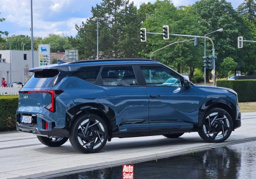 Kia Seltos ma pełny polski cennik. To benzynowy SUV w rozmiarze C. Którą wersję wybrać?